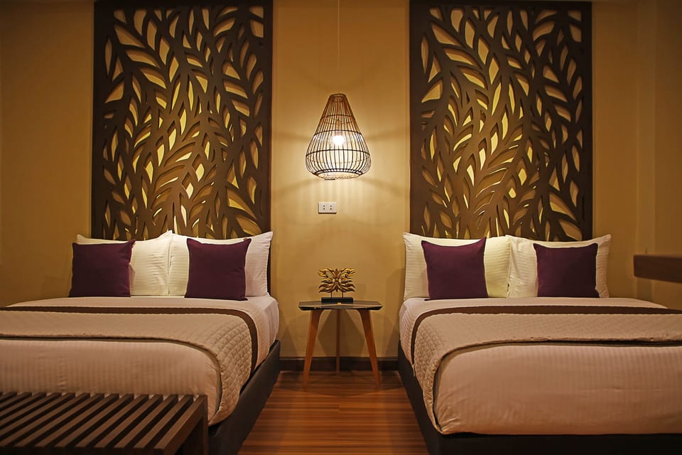 Deluxe Double Room | WiFi (free), bed sheets
