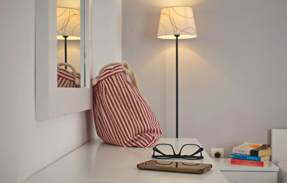 Deluxe Room | Minibar, soundproofing, iron/ironing board, free WiFi