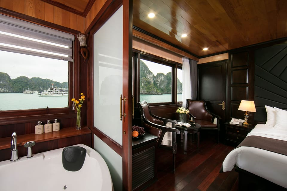 Separate tub and shower, jetted tub, free toiletries, hair dryer