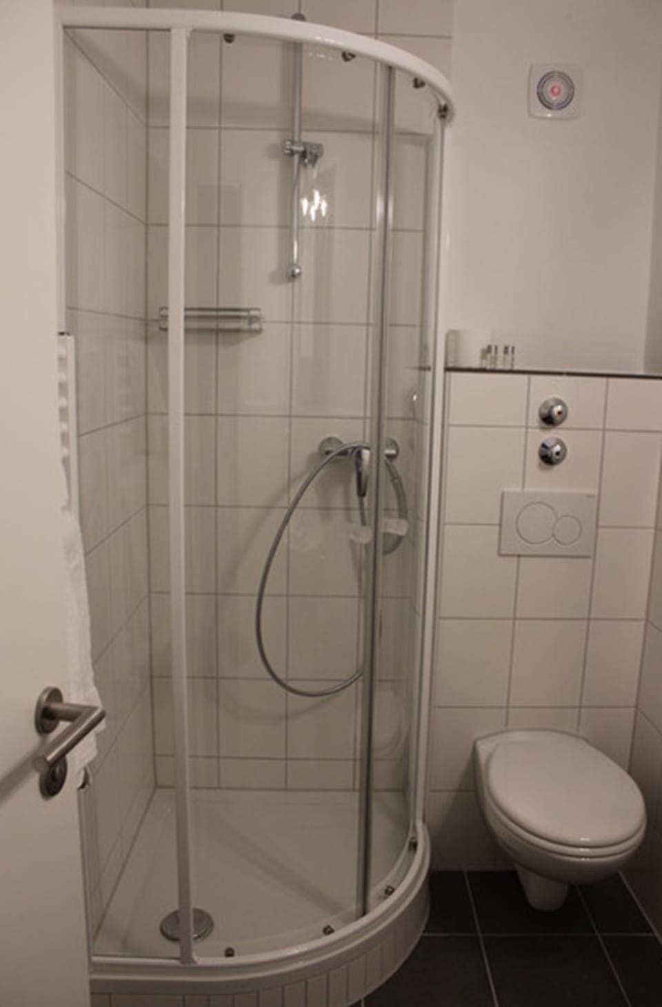 Shower, towels