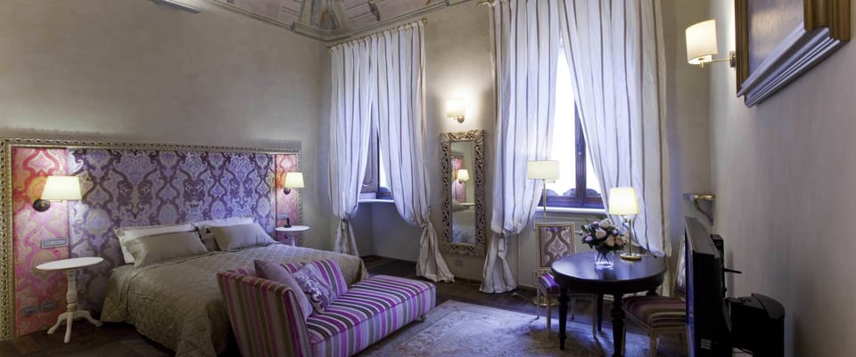 Suite | Free minibar, in-room safe, individually furnished