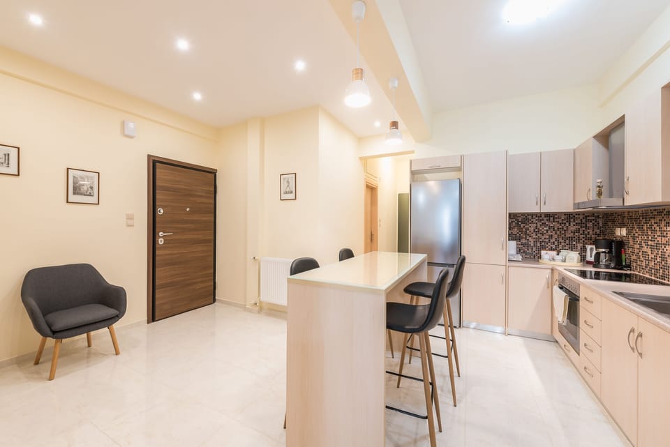 Luxury Apartment, Ground Floor | 2 bedrooms, Egyptian cotton sheets, premium bedding
