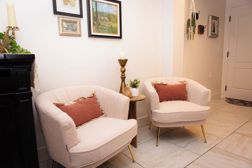 Paris | Individually decorated, soundproofing, free WiFi, bed sheets