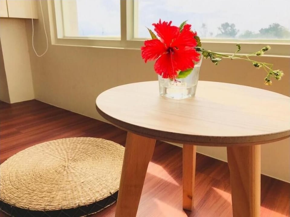 Deluxe Quadruple Room, Balcony (205) | Individually decorated, individually furnished, desk, soundproofing