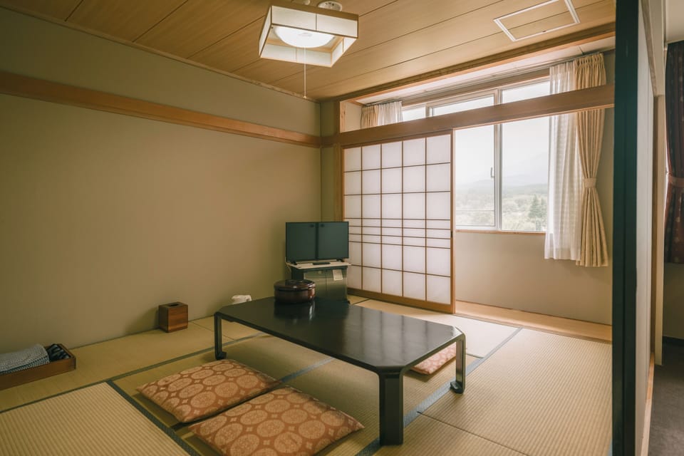 Deluxe Quadruple Room (Western Style) | Desk, laptop workspace, WiFi (free)