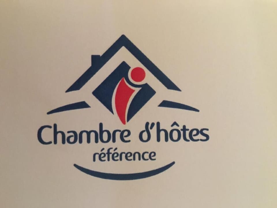 Double or Twin Room, 2 Twin Beds (1 Grande Champagne) | Individually decorated, individually furnished, iron/ironing board