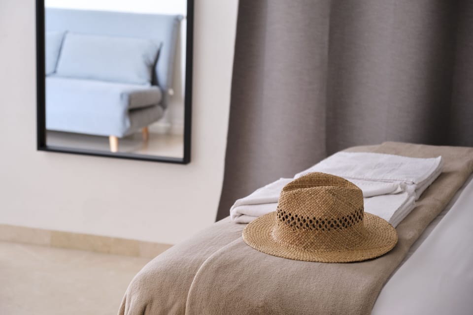Quadruple Room, Balcony | Hypo-allergenic bedding, in-room safe, desk, blackout drapes