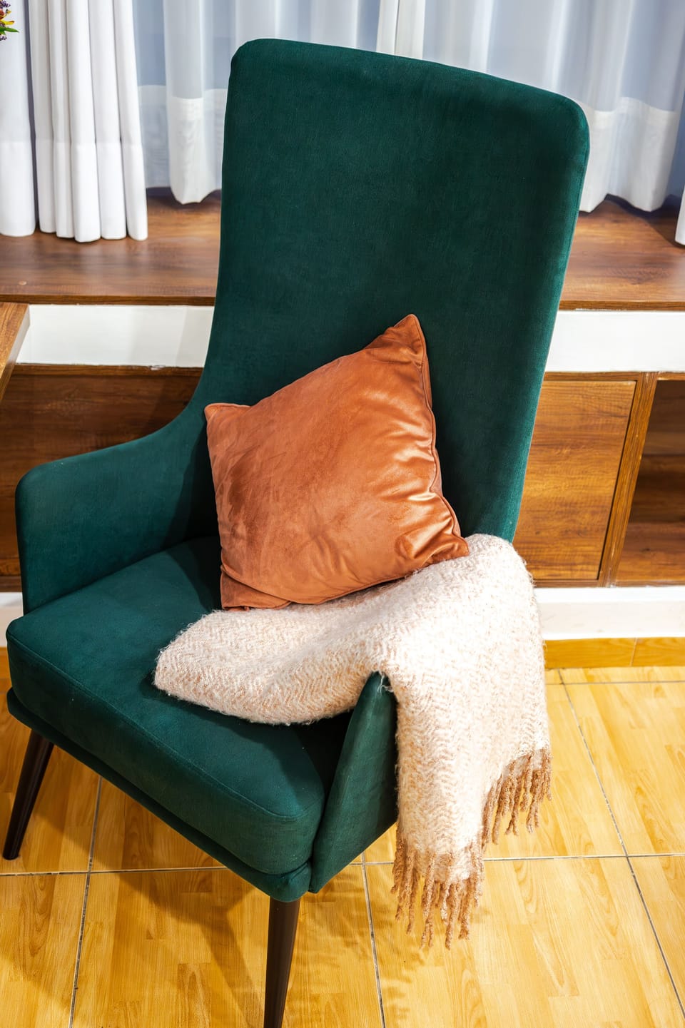 In-room safe, free WiFi, bed sheets