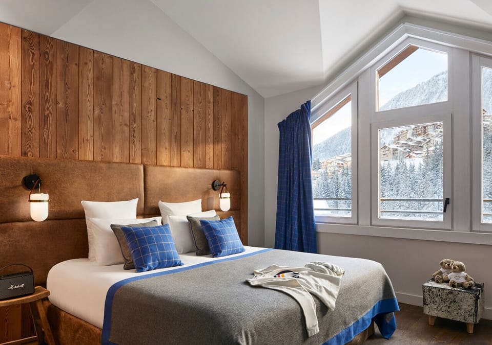 Large Suite | Premium bedding, minibar, in-room safe, individually decorated