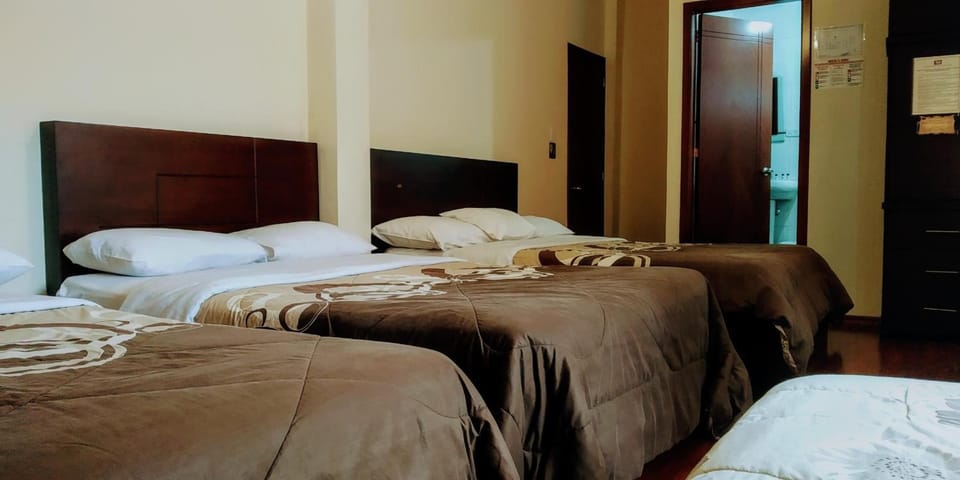 Egyptian cotton sheets, premium bedding, down comforters, desk