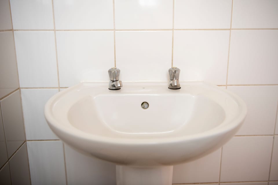 Standard Room | Bathroom sink