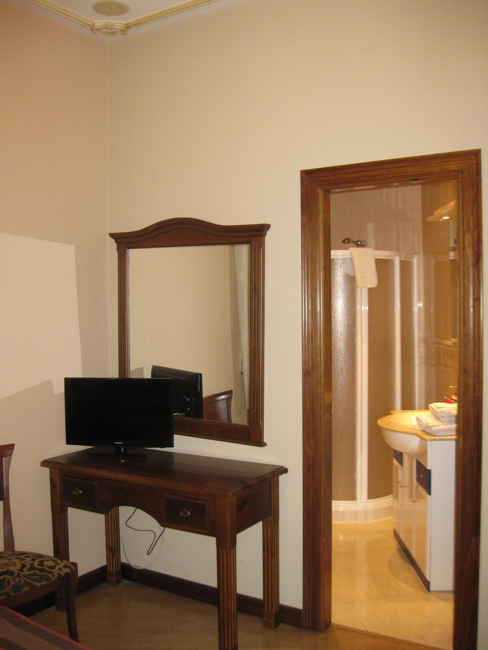 Standard Double Room, 1 Double Bed | Desk, free cribs/infant beds, free WiFi, bed sheets