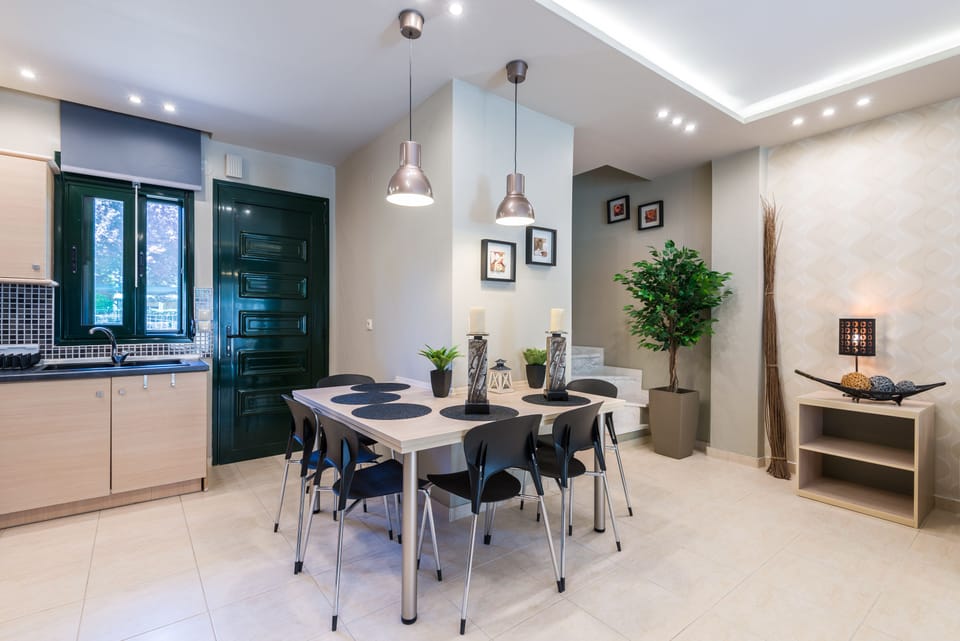 Deluxe Villa | In-room dining