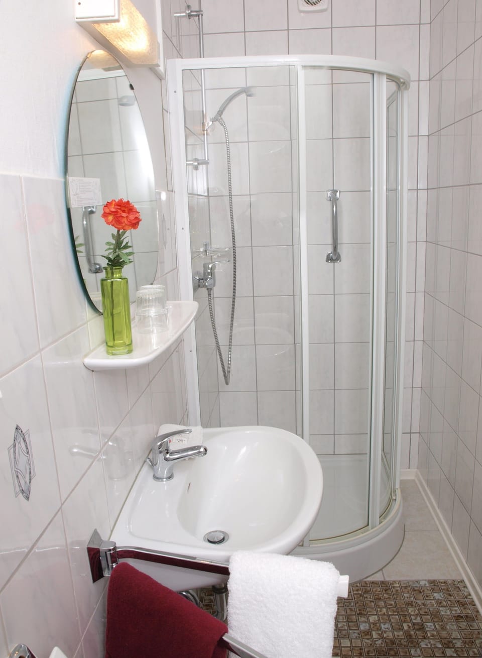 Double Room | Bathroom | Shower, hair dryer, towels, soap
