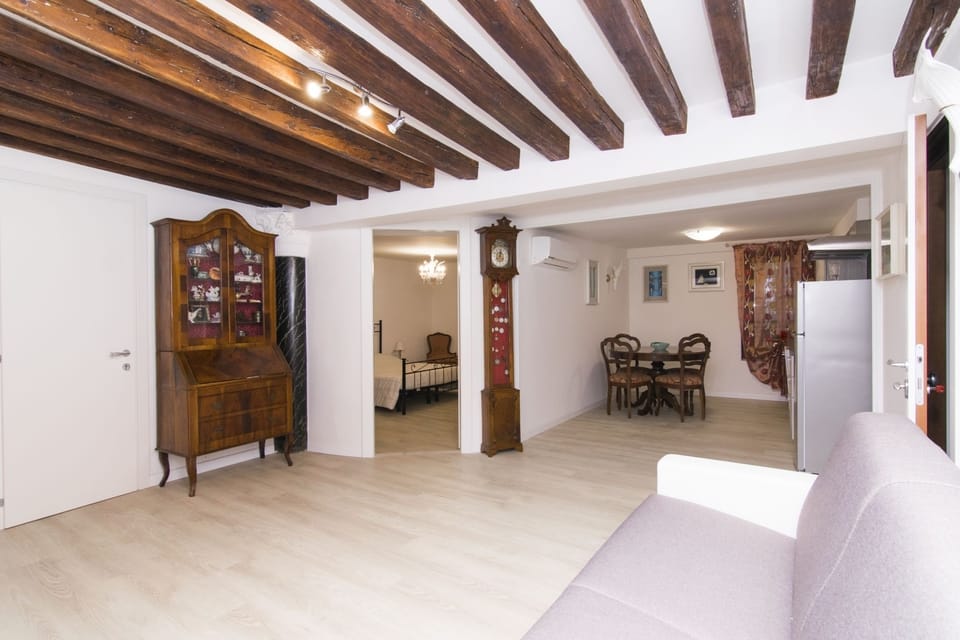 Apartment, 1 Bedroom | Room amenity