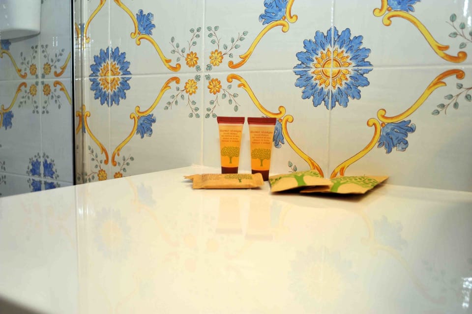 Superior Double or Twin Room, 1 Queen Bed | Bathroom | Shower, rainfall showerhead, slippers