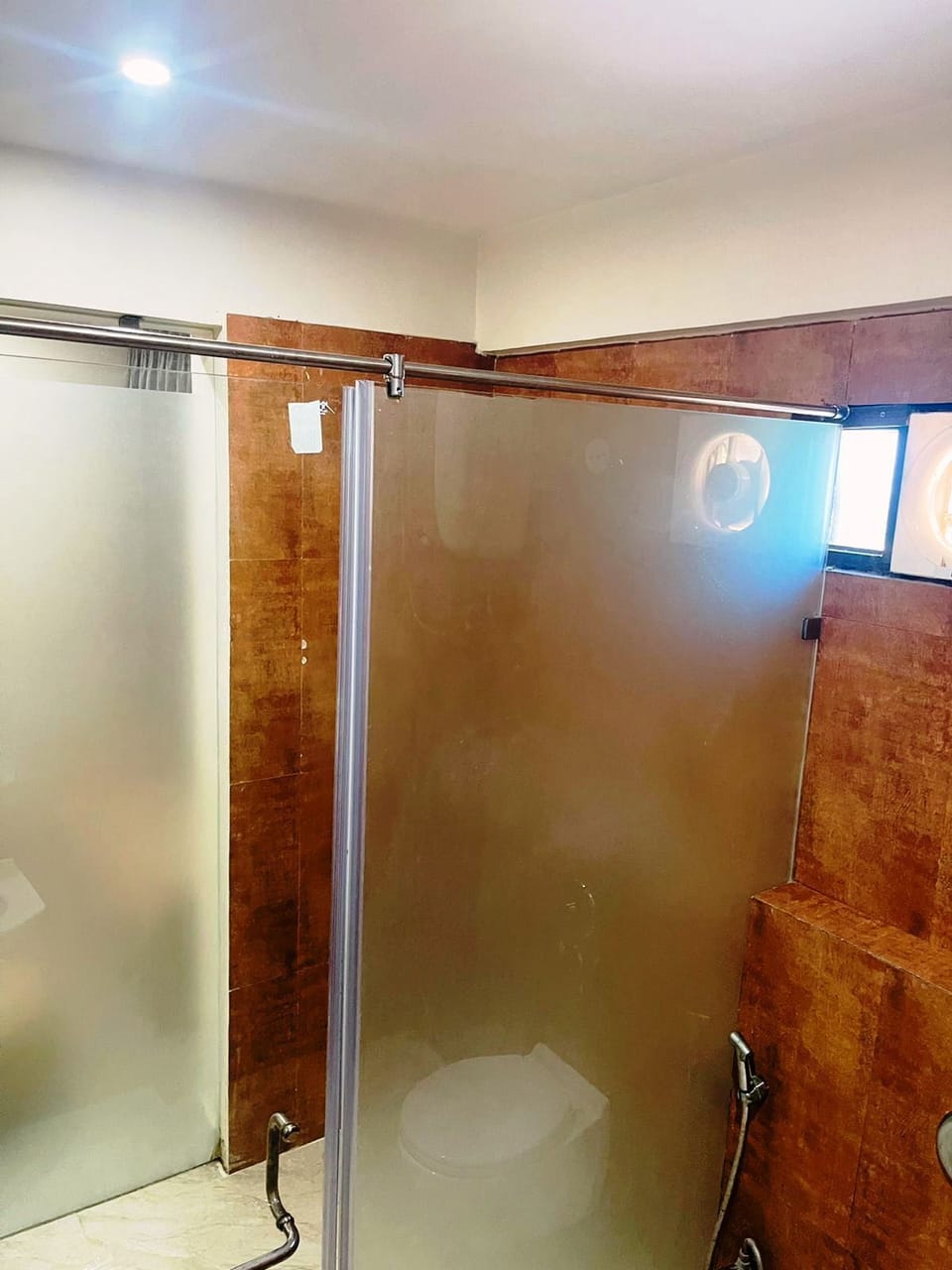 Superior Double Room, 1 Double Bed, Hill View | Bathroom | Separate tub and shower, rainfall showerhead, free toiletries, bathrobes