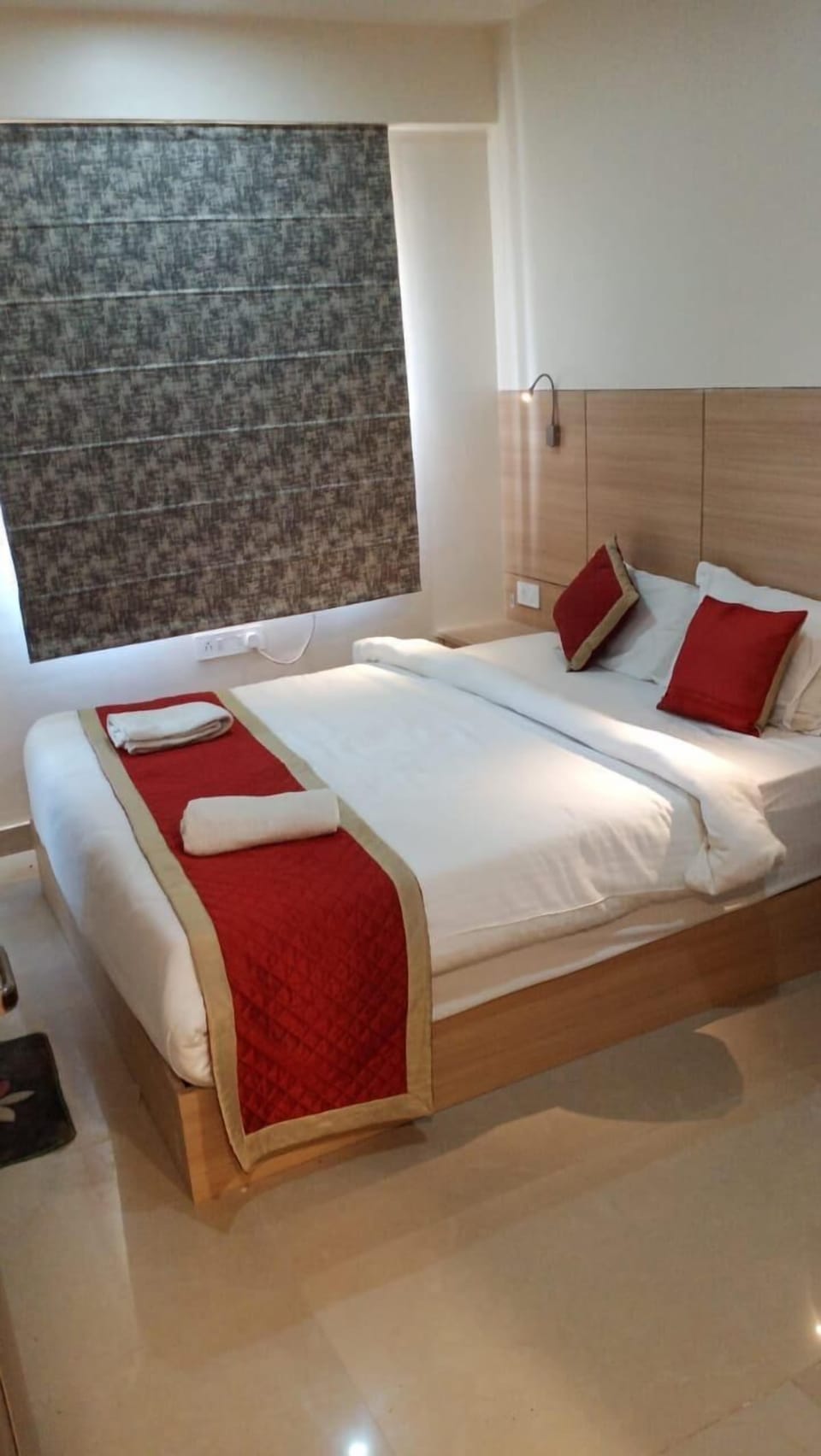 Superior Double Room, 1 Double Bed, Hill View | Egyptian cotton sheets, premium bedding, minibar, individually decorated