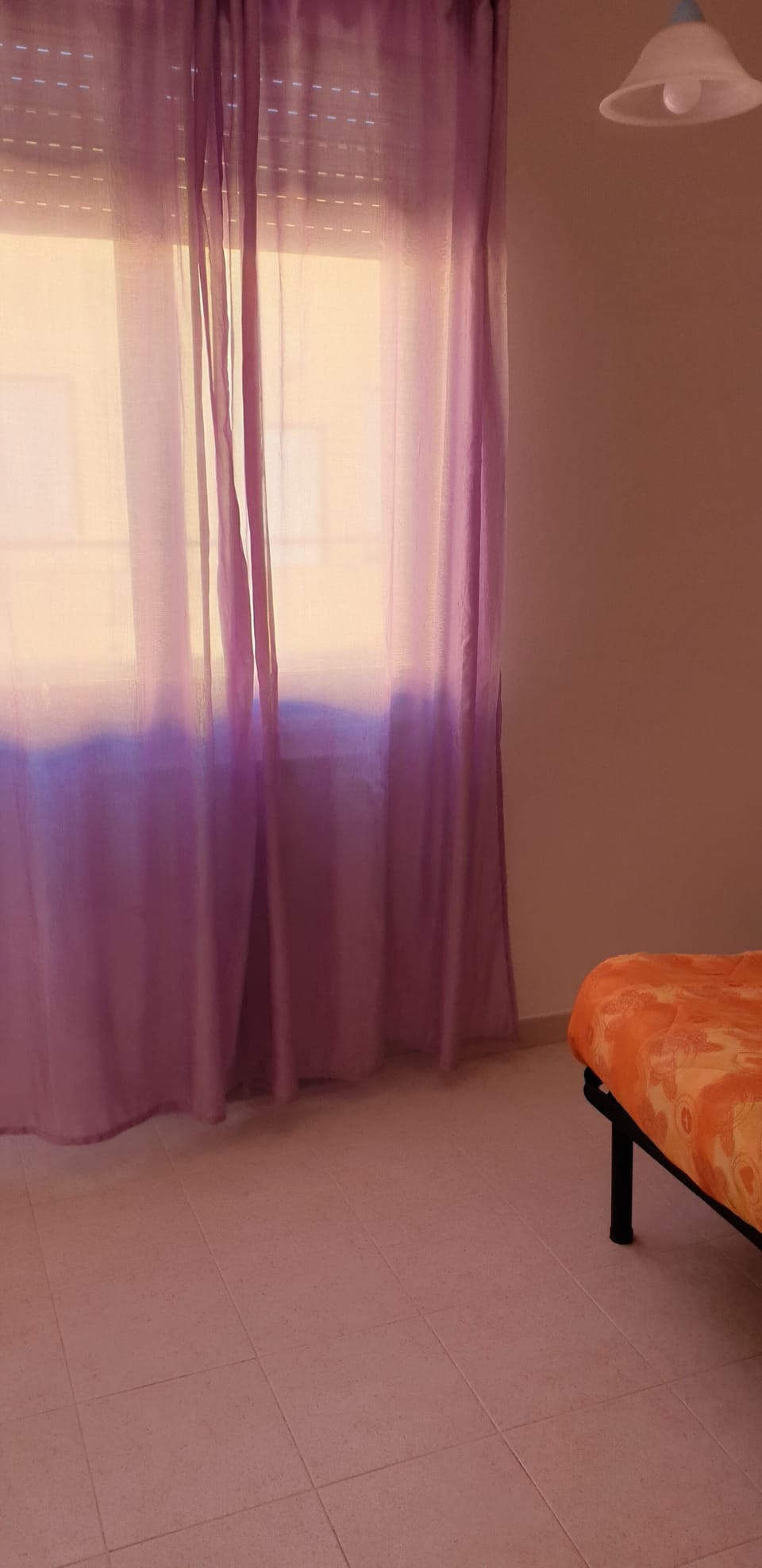 Basic Room, Private Bathroom | Desk, WiFi (free), bed sheets
