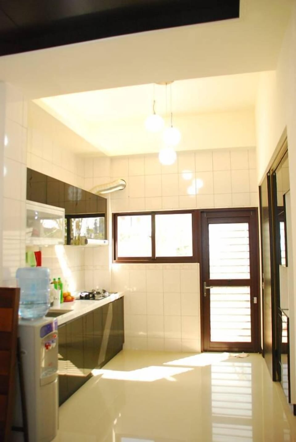 Fridge, electric kettle