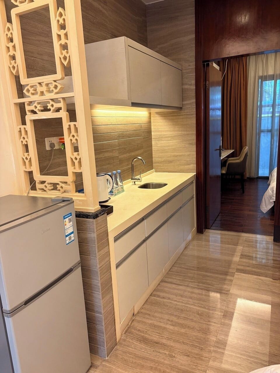 Apartment Suite | Living area | Flat-screen TV