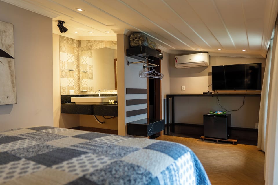 Superior Double Room | Minibar, free WiFi, bed sheets