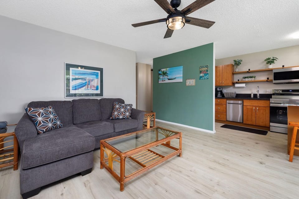 Condo, 1 King Bed (Kona Makai 3-203) | Living area