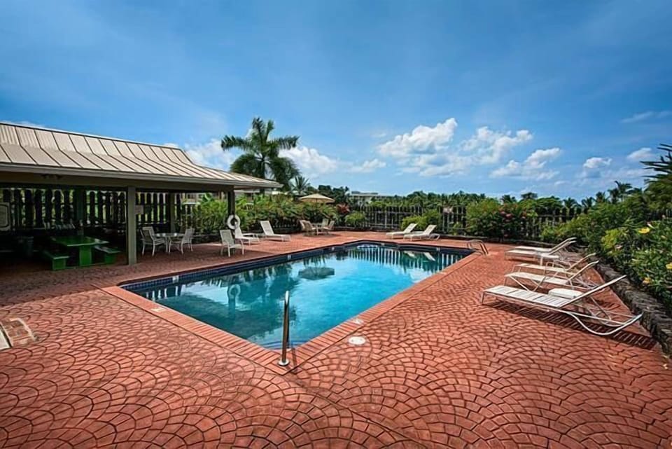 Condo, 1 King Bed with Sofa bed (Kahaluu Bay Villas 304) | Pool | Outdoor pool