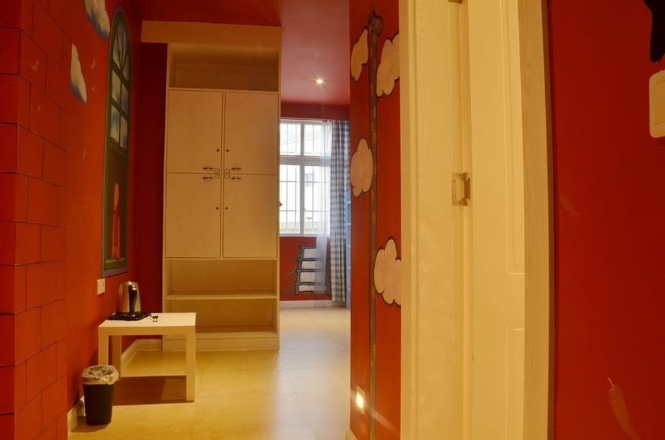 Bed in 6-bed Male Dormitory Room | Blackout drapes, soundproofing, WiFi (free), bed sheets