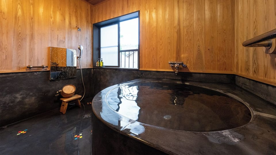 Free toiletries, hair dryer, bidet