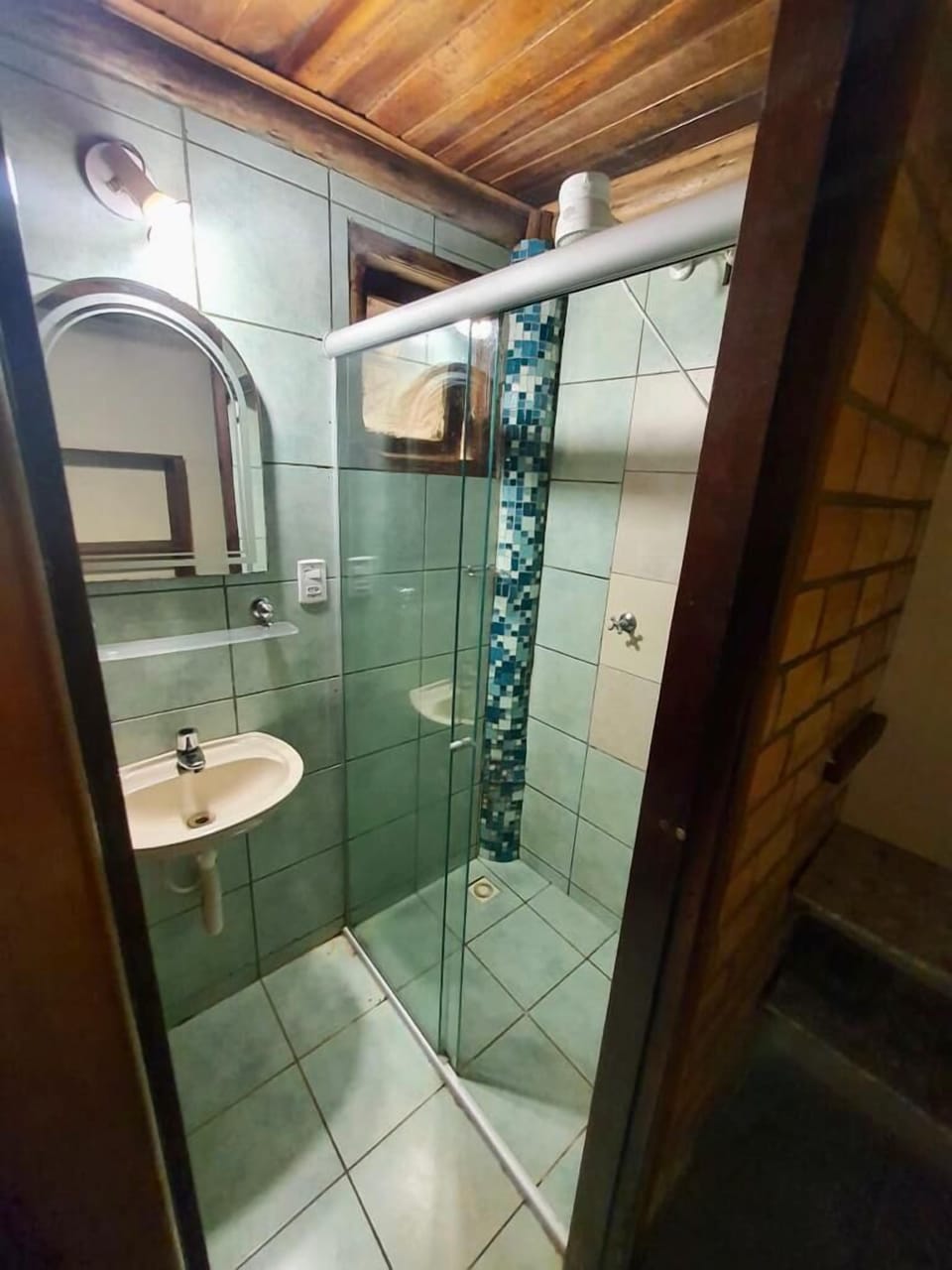 Chale | Bathroom | Shower, towels