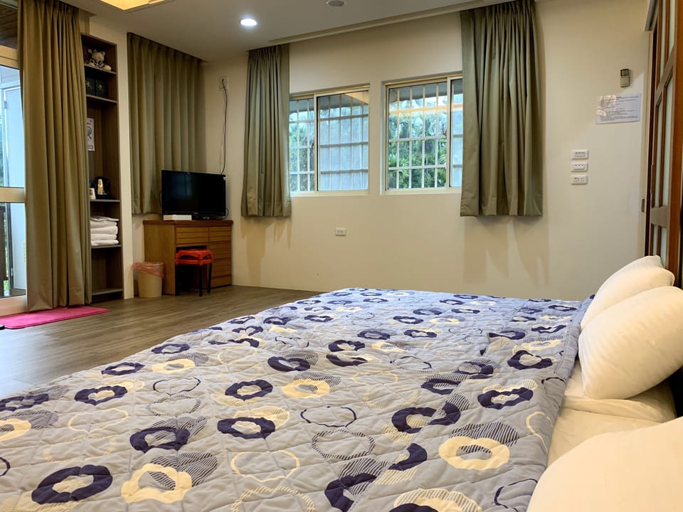 Comfort Double Room, Balcony, Mountain View | Premium bedding, pillowtop beds, desk, blackout drapes