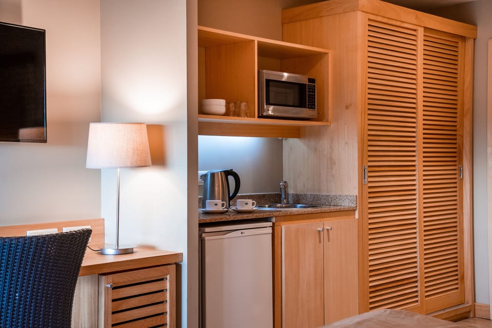 1 bedroom, premium bedding, Select Comfort beds, in-room safe