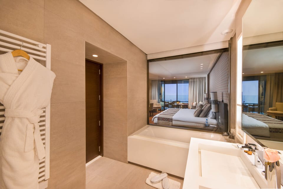 Shower, hair dryer, bathrobes, slippers