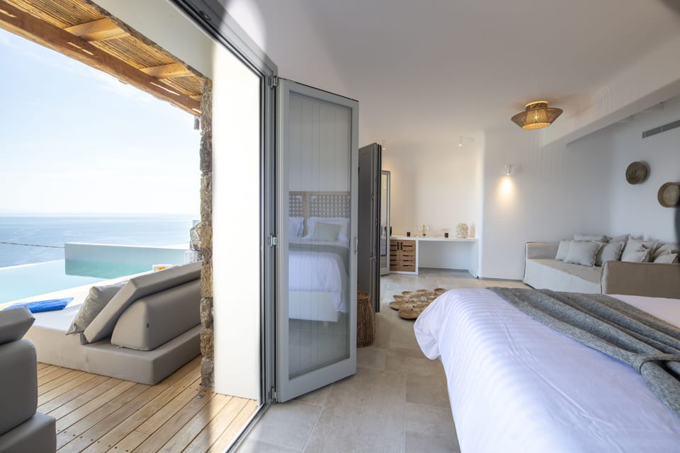 Signature Suite, Private Pool, Sea View | 1 bedroom, minibar, in-room safe, desk