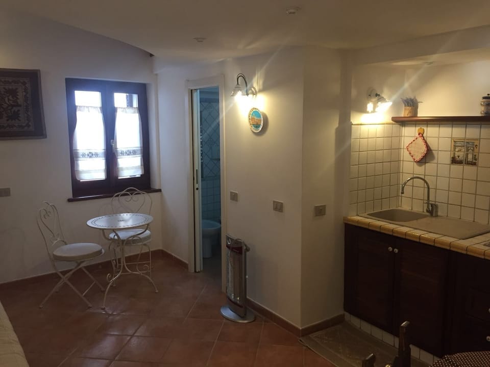 Apartment, 1 Bedroom | Living area