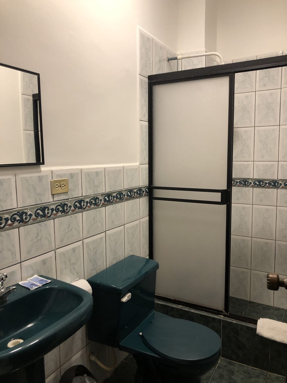 Junior Suite, 1 Queen Bed, City View | Iron/ironing board (on request), WiFi (free), bed sheets