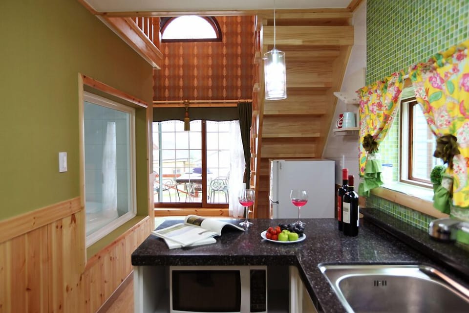 Private kitchenette
