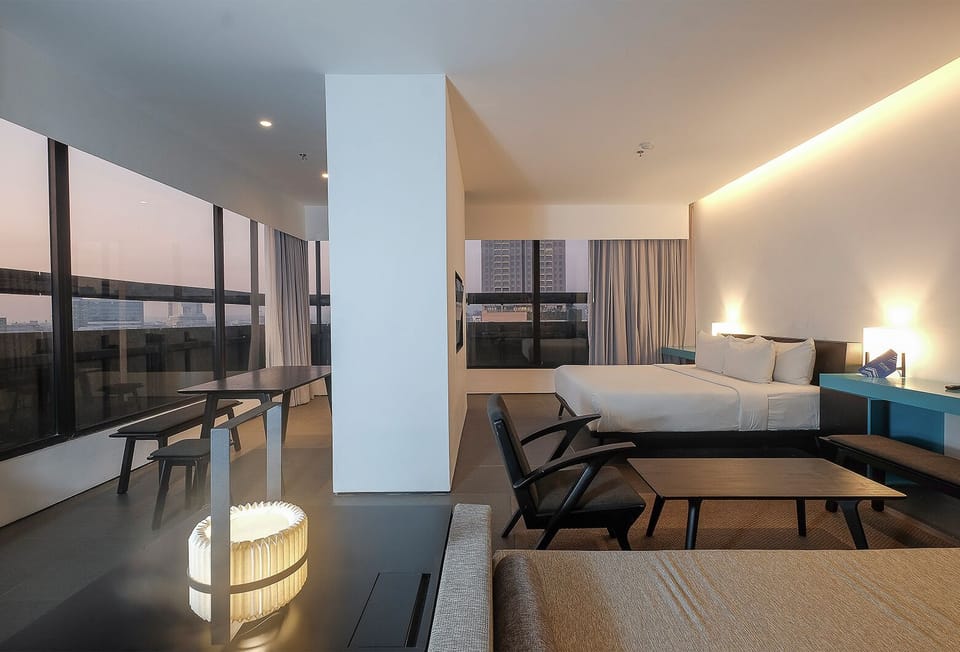 Studio 55 | 1 bedroom, in-room safe, desk, blackout drapes