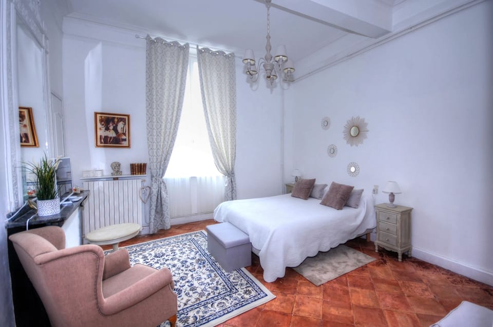 Deluxe Double Room | Premium bedding, individually decorated, individually furnished