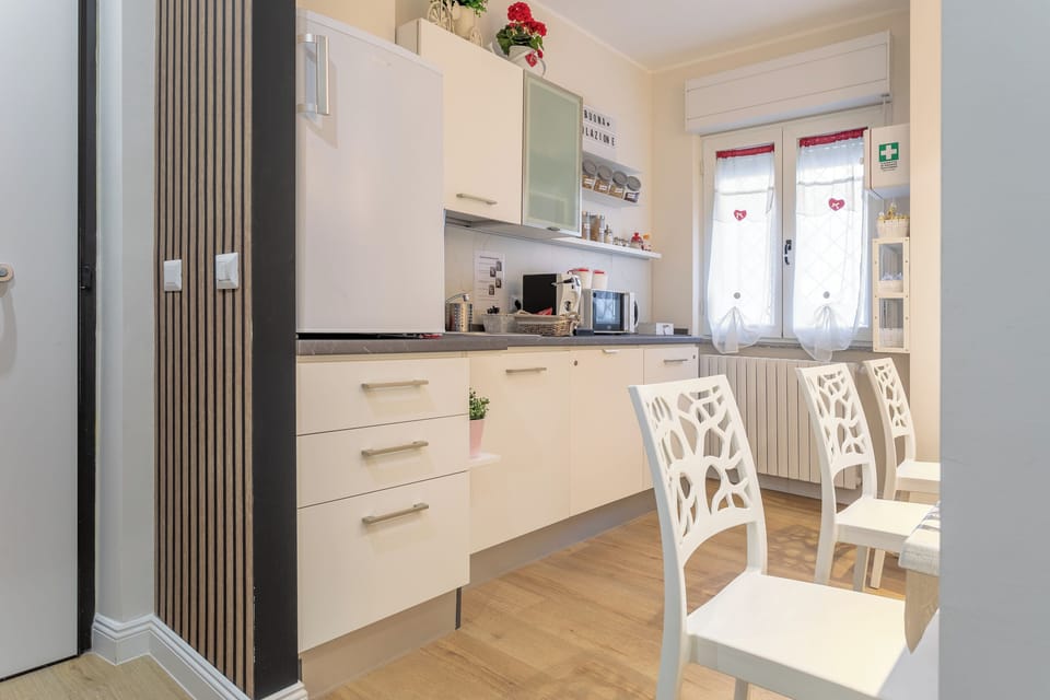 Mini-fridge, microwave, espresso maker, electric kettle