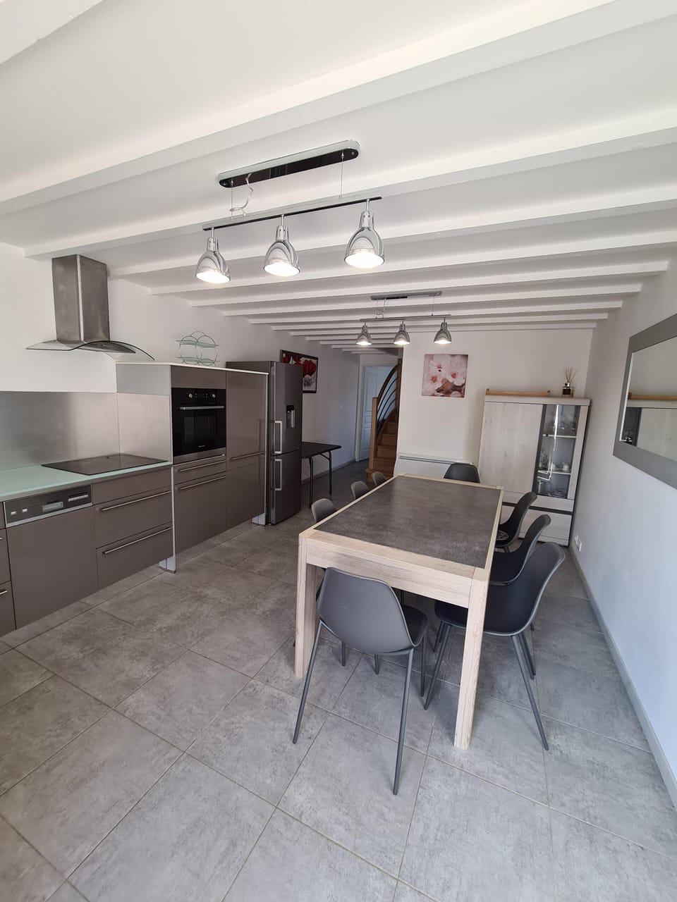 Exclusive Apartment, Ensuite | Private kitchen