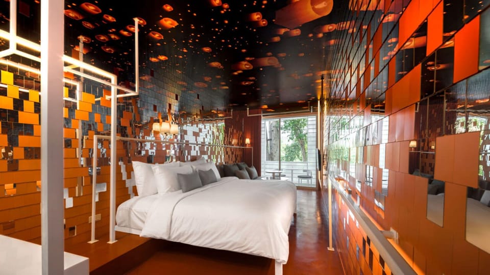 Superior Double Room, 1 King Bed with Sofa bed | Minibar, in-room safe, desk, soundproofing