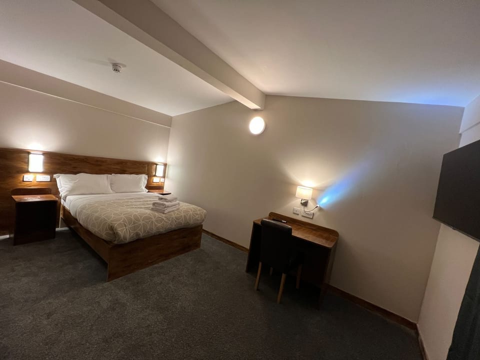 Classic Double Room | Free WiFi, bed sheets