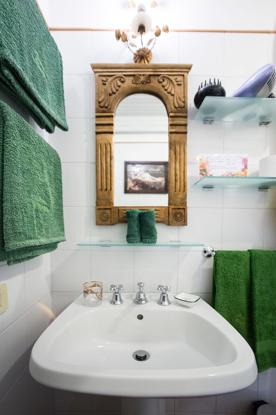 Superior Double Room, Garden View | Bathroom | Shower, hair dryer, towels