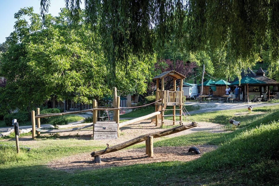 Children's play area - outdoor