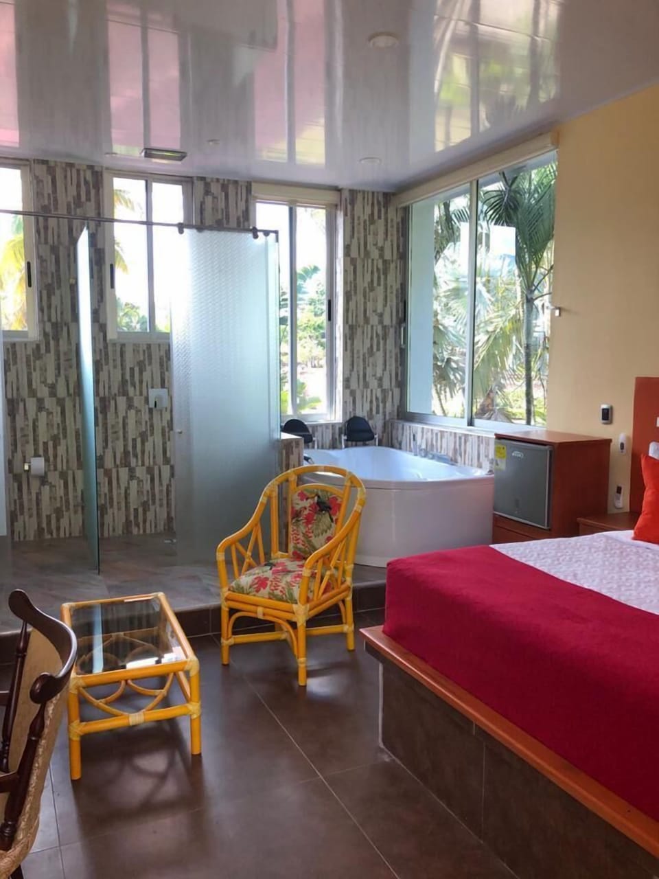 Romantic Double Room, 1 Double Bed, Jetted Tub | Bed sheets