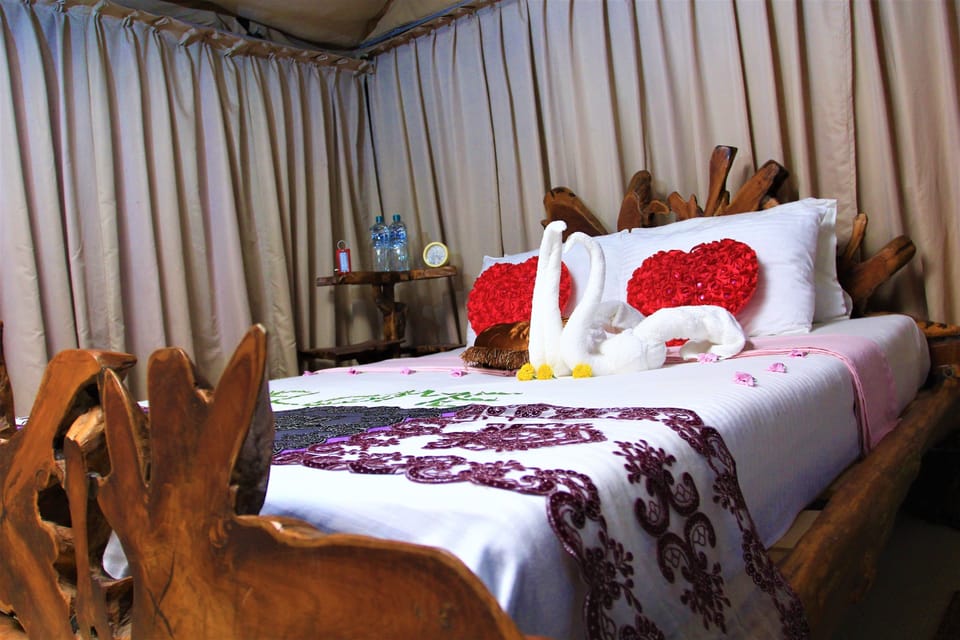 Standard Tent, 1 Double Bed | Bed sheets