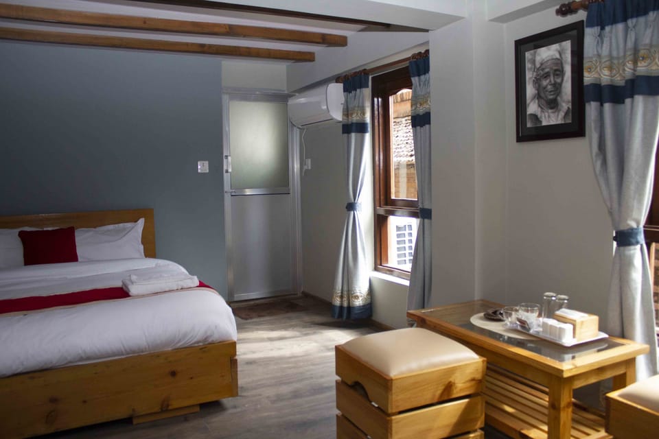 Deluxe Room | Rollaway beds, free WiFi, bed sheets
