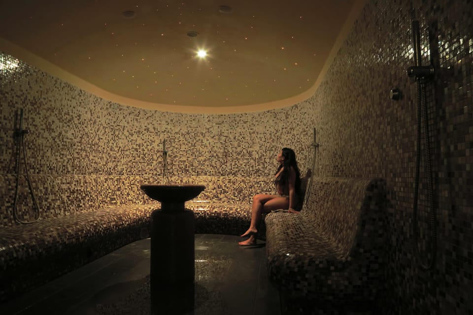 Sauna, Turkish bath, facials, massages